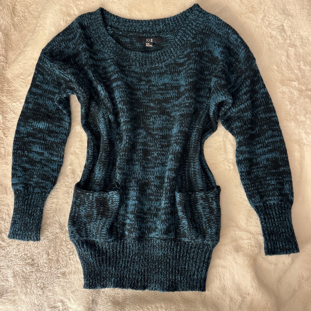 Vintage Forever 21 Teal and Black Knit Sweater with Pockets M
